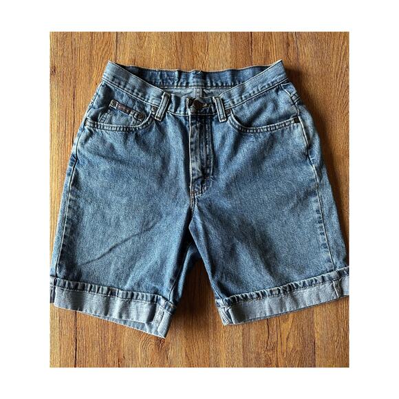 Lee Riders Vtg Medium Wash Bermuda Jean Shorts Size 28 - Picture 1 of 5